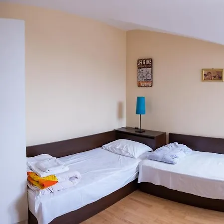 Maisonette Picadilly Апартамент *