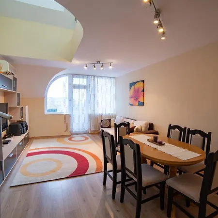 Maisonette Picadilly 바르나